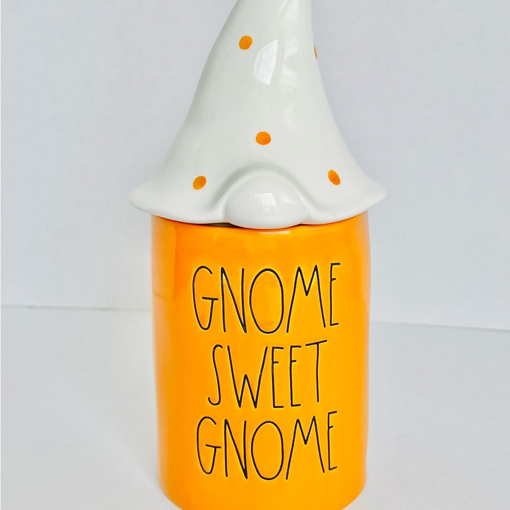 Rae Dunn x DW Home Woodland Trail “Gnome Sweet Gnome” Scented Candle